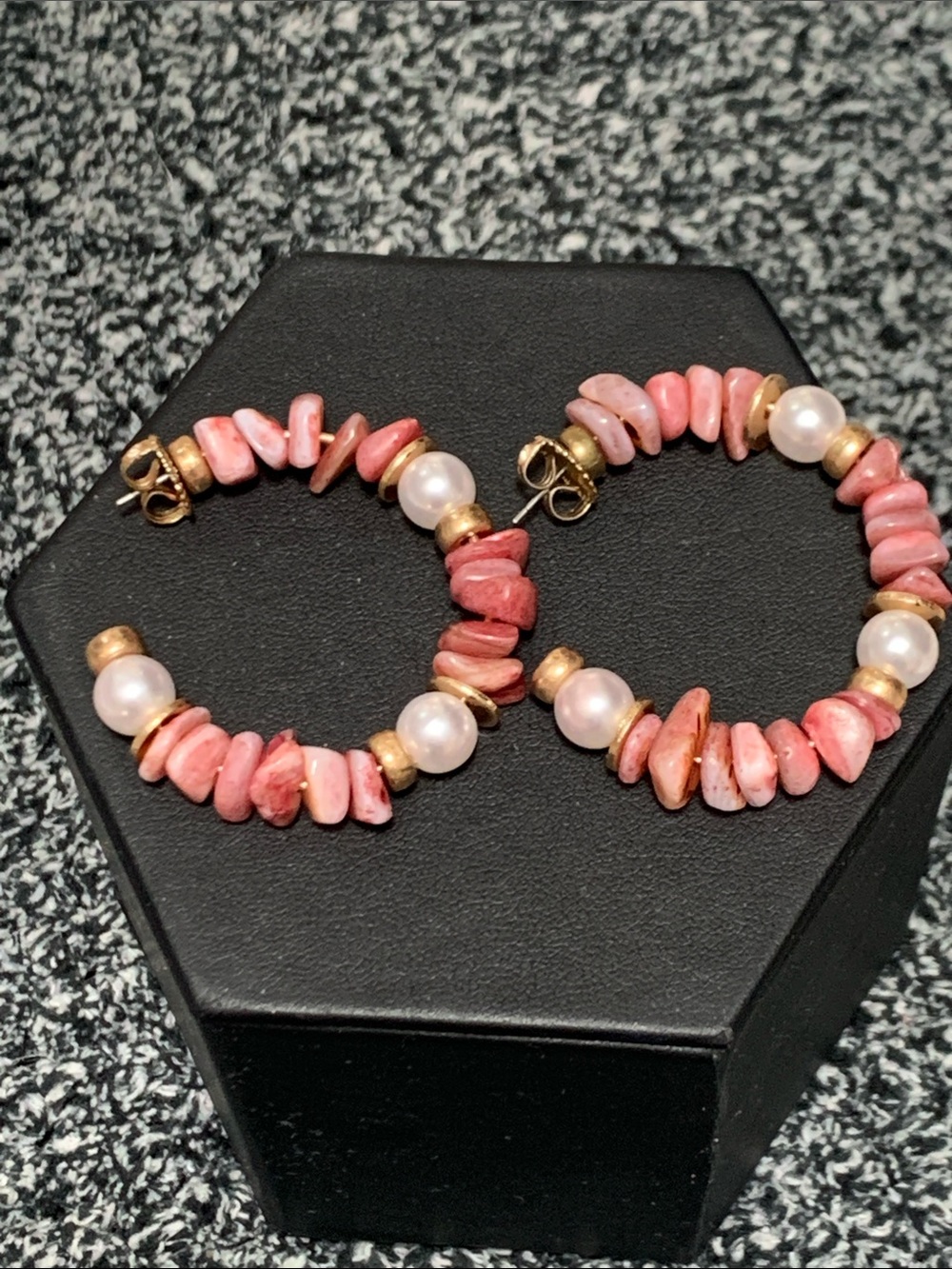 Southern Living Necklace, Bracelet & Earrings Set - Picture 2 of 10